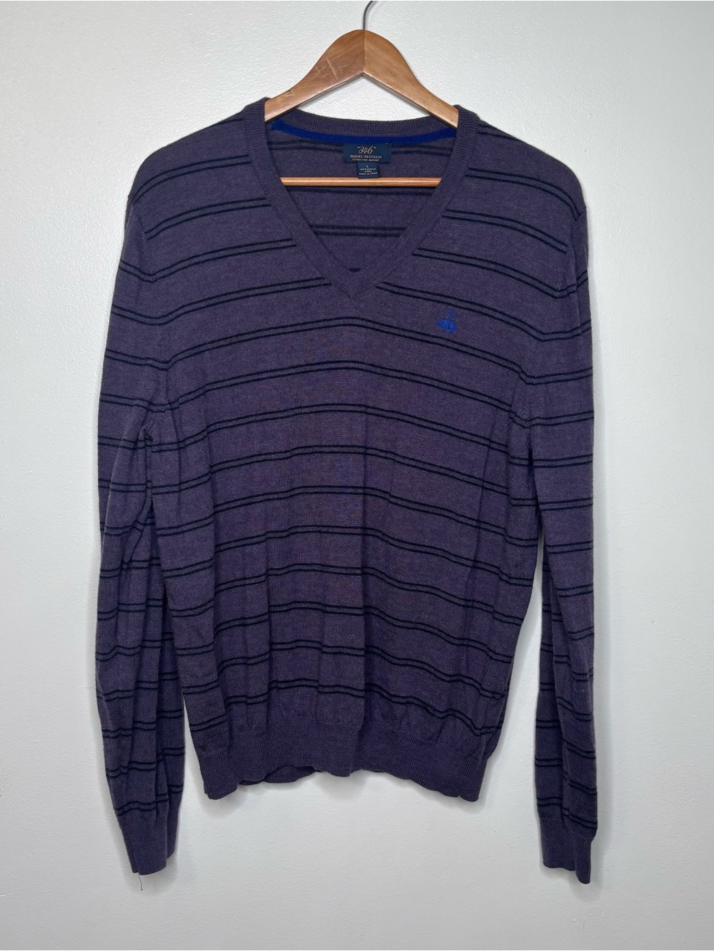 346 Brooks Brothers Sweater V Neck Merino Wool Striped Sz Large
